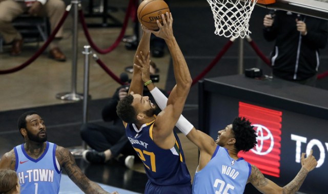  戈贝尔18篮板爵士力克魔术  