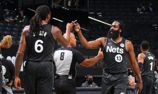  克拉克25+14爵士击退篮网