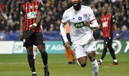  斯特拉斯堡补时绝杀洛里昂延续主场强势  