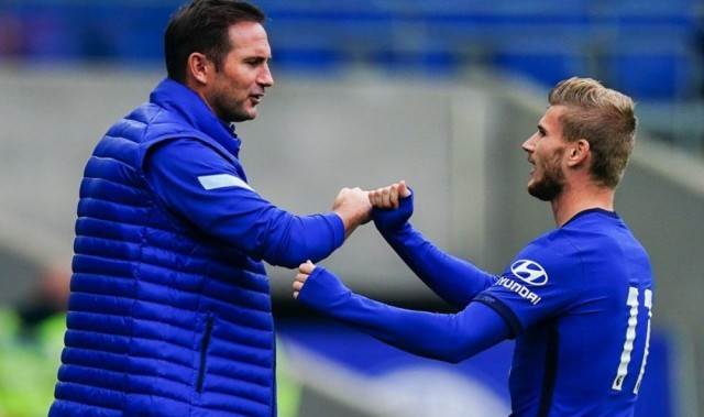  切尔西前锋斯特林速度突破撕开对手防线缺口