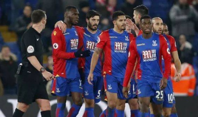  阿森纳连胜遭终结，西汉姆联客场顽强逼平  