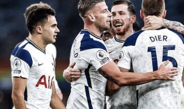  利物浦逆转绝杀热刺登顶积分榜  