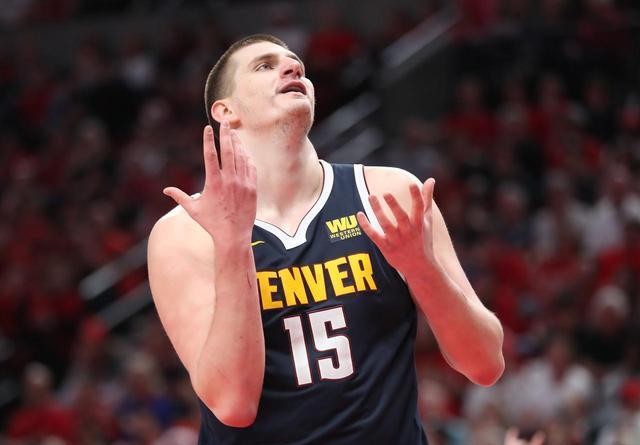  约基奇统治内线掘金轻取森林狼豪取五连胜