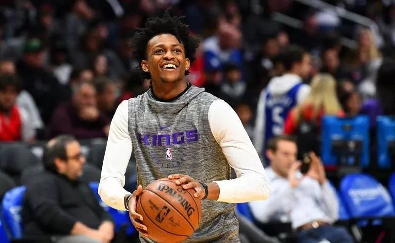  布里奇斯高效输出篮网客场击败黄蜂